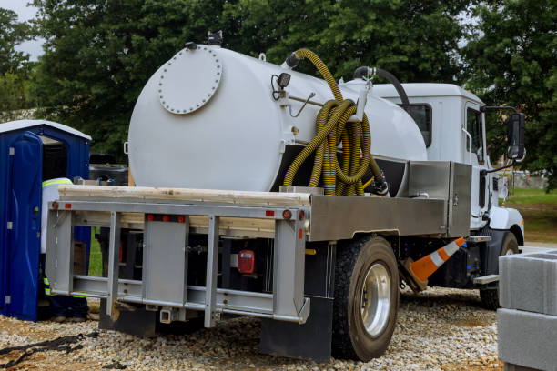 Best Portable restroom trailer rental  in Scaggsville, MD